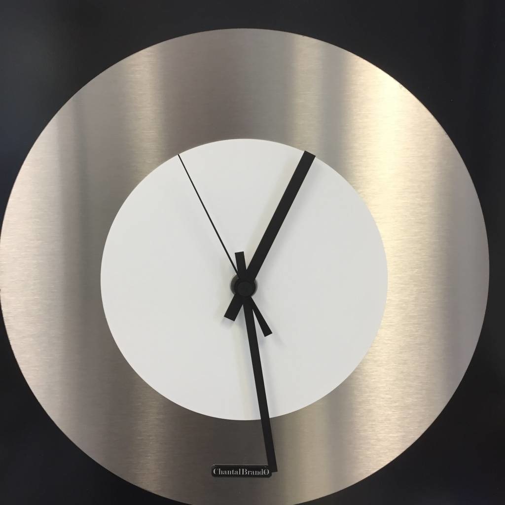 Klokkendiscounter Design - Wall clock Topaz Black and White