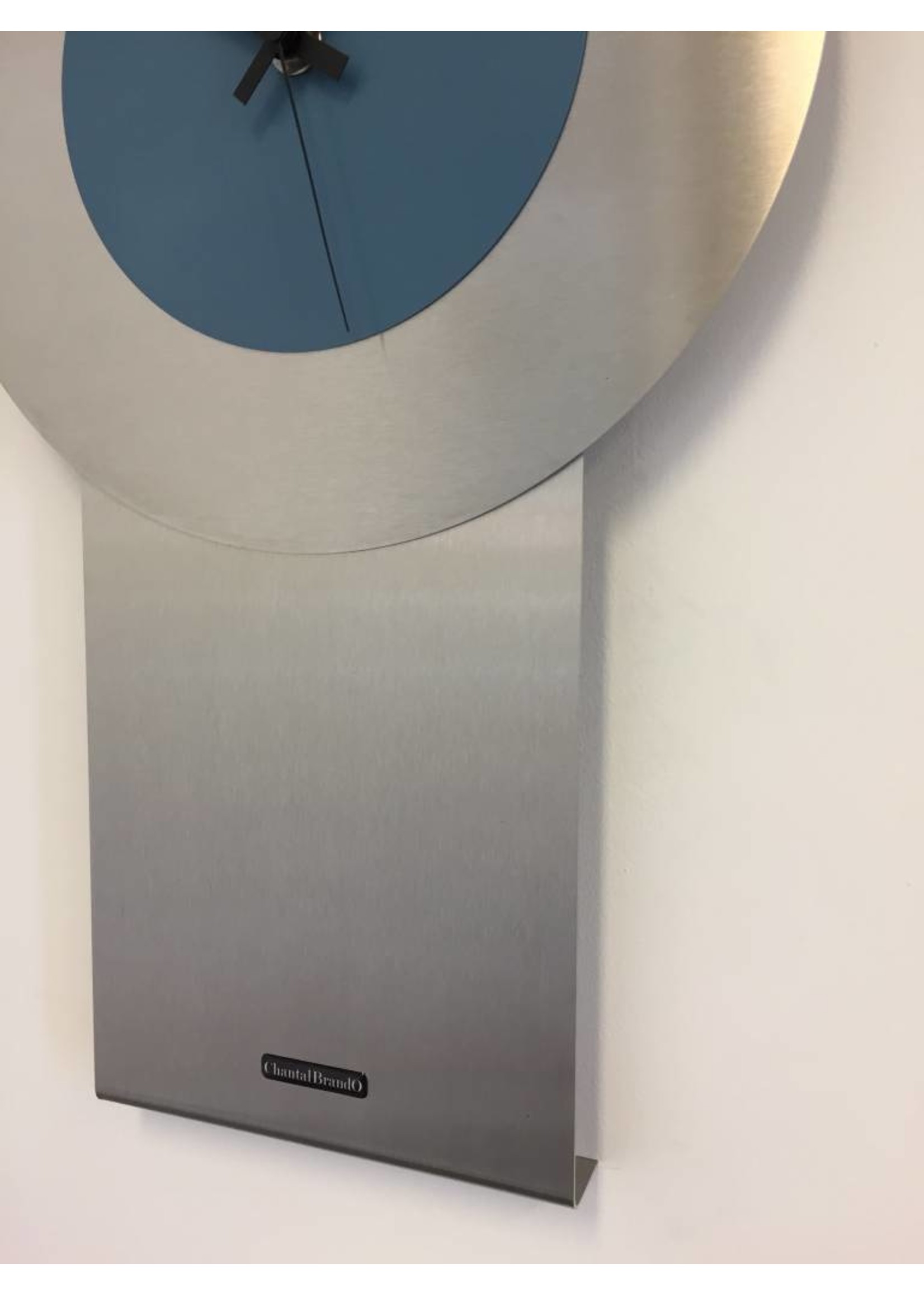 Klokkendiscounter BeoXL - Wanduhr Pendulum Steel-Blue Design