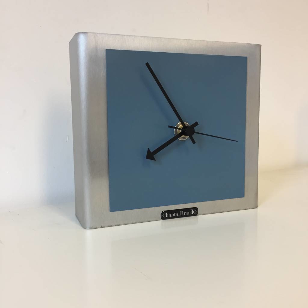 Klokkendiscounter Design - Table clock Nike Design Steel Blue