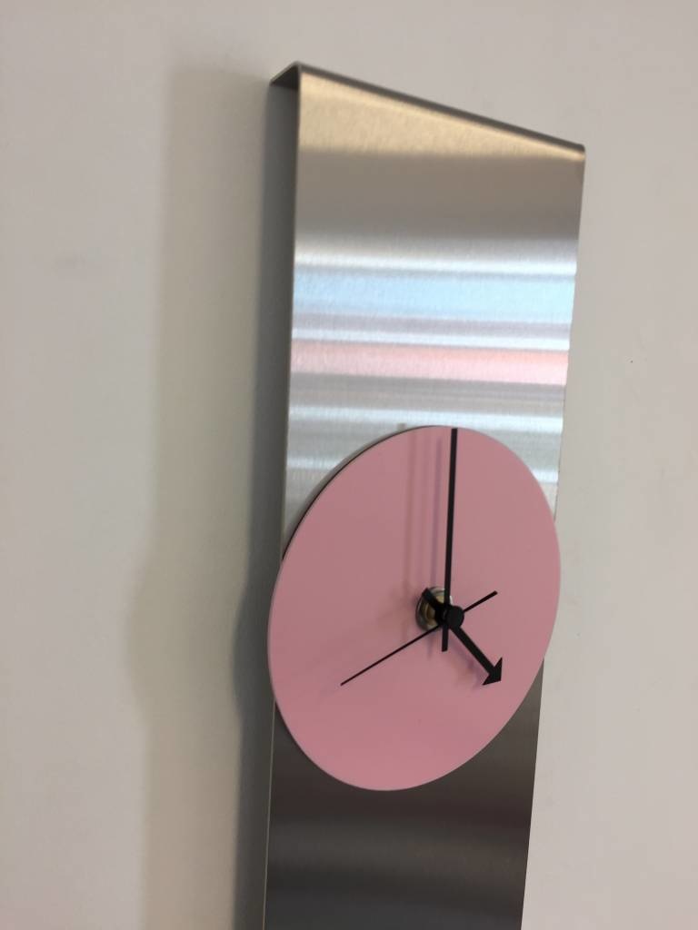 Klokkendiscounter Design - Wall clock Pink Eye