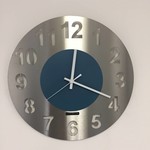 Klokkendiscounter Design - Wall clock Junte Steelblue & White