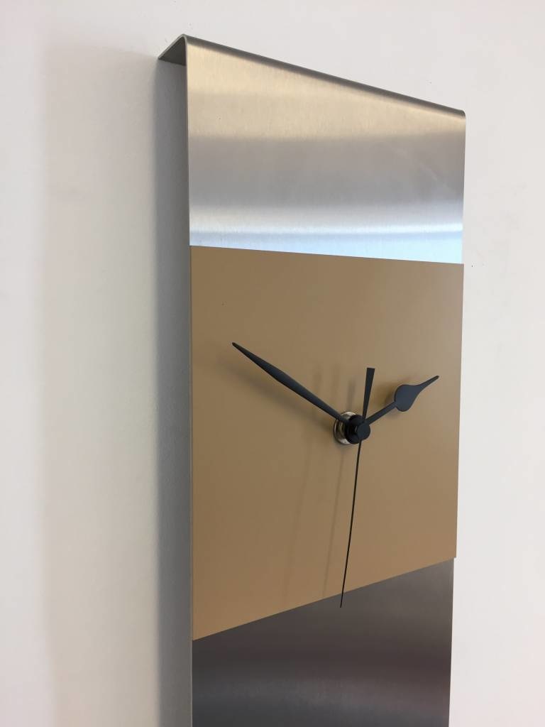Klokkendiscounter Design - Wall clock Cassiopee Camel Modern Design