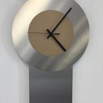 Klokkendiscounter Design - Wall clock Pendulum Camel Beige