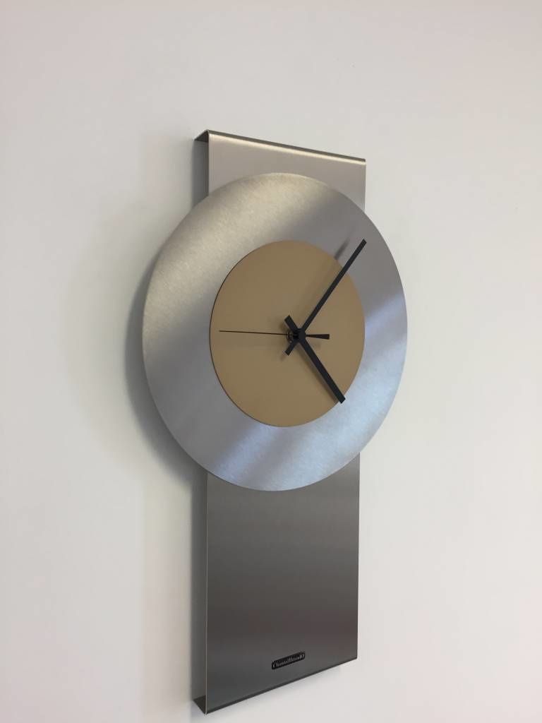 Klokkendiscounter Design - Wall clock Pendulum Camel Beige