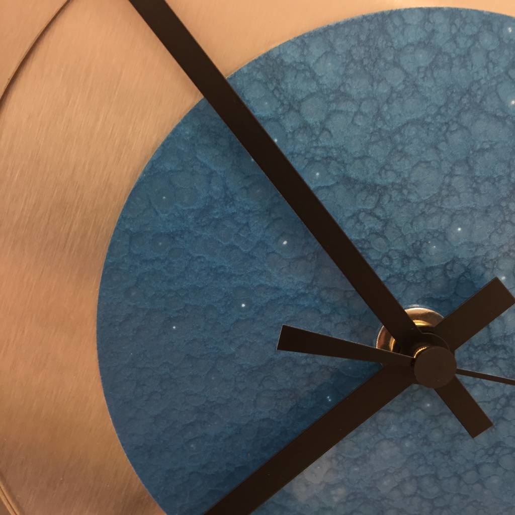 Klokkendiscounter Design - Wall clock Industrial Revolution Blue Hammer