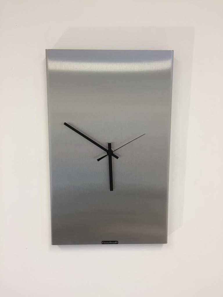 Klokkendiscounter Design - Wall clock Oslo Silver