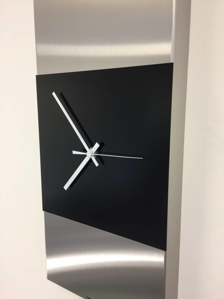 Klokkendiscounter Design - Wall clock Siberian Kathru Black