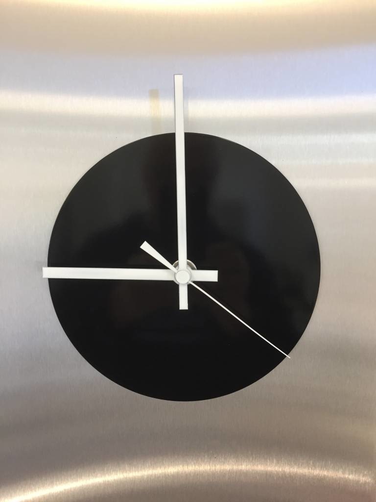 Klokkendiscounter Design - Wall clock Oslo Black Forrest