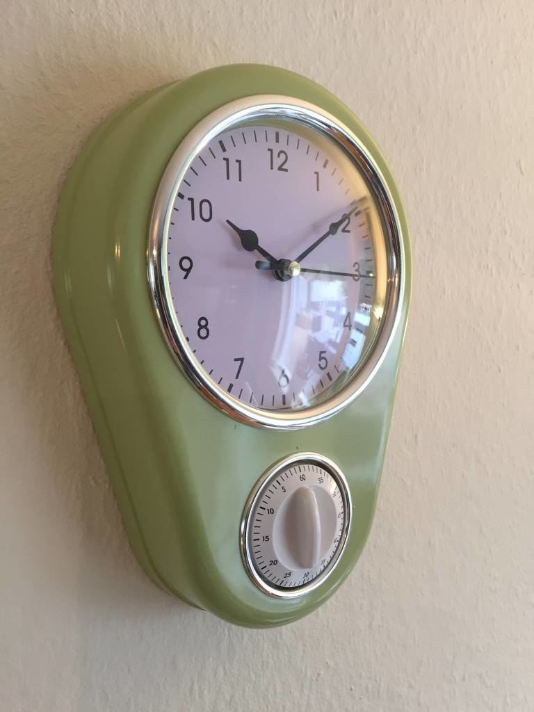 NiceTime Design - Retro keukenklok in pastel groen