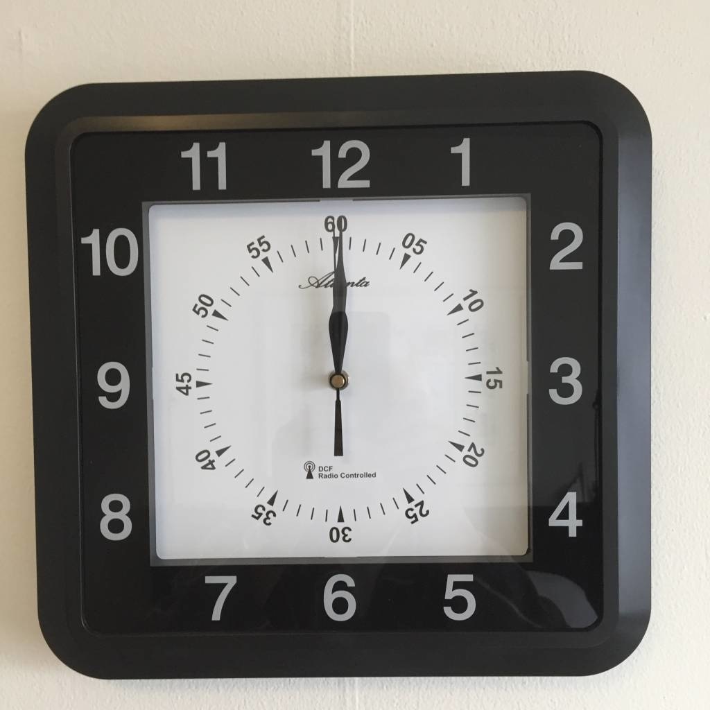 Atlanta Design - Kitchen clock Square Black