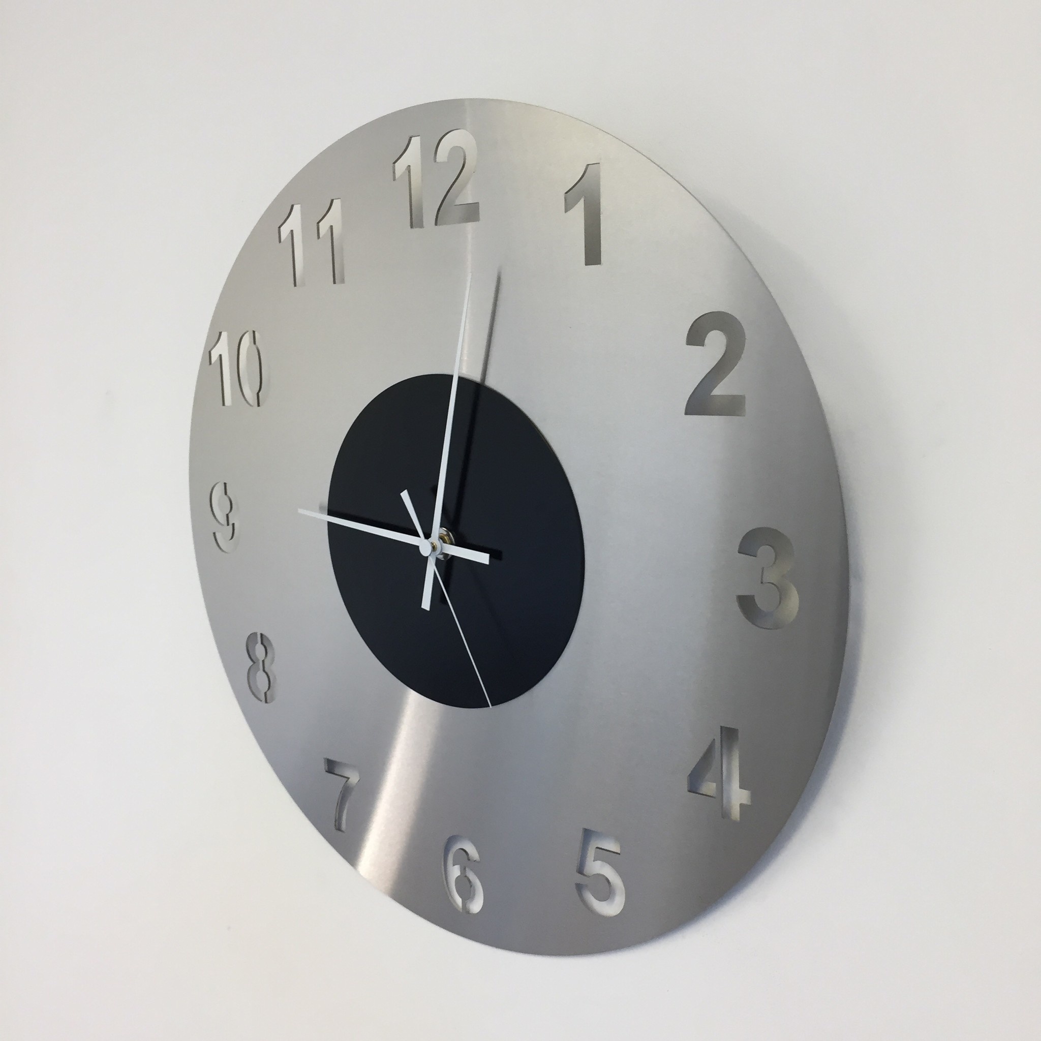 Klokkendiscounter Design - Wall clock Amsterdam Large Black Modern Design