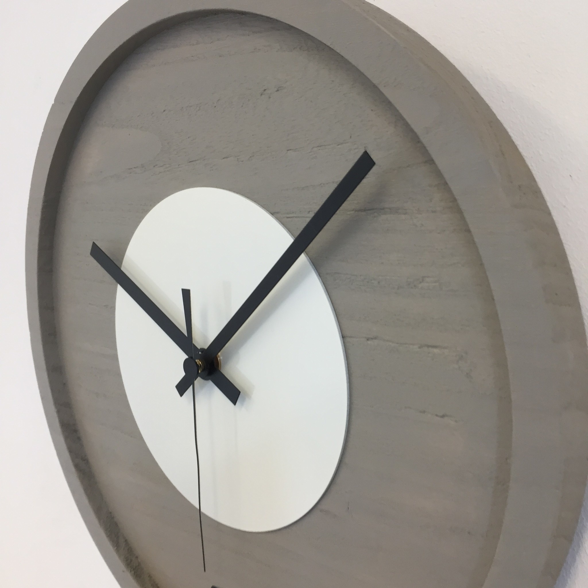 Klokkendiscounter Design - Wall clock Quinten White Modern Design