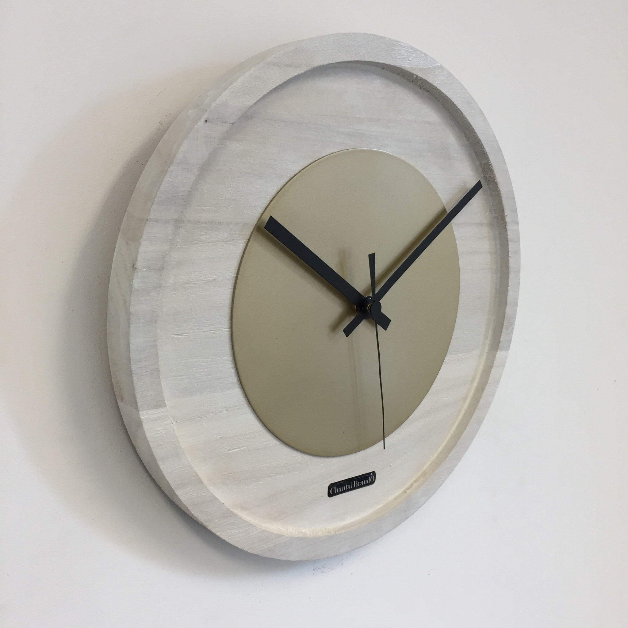 Klokkendiscounter Design - Wall clock Quinten White & Gold Modern Dutch Design