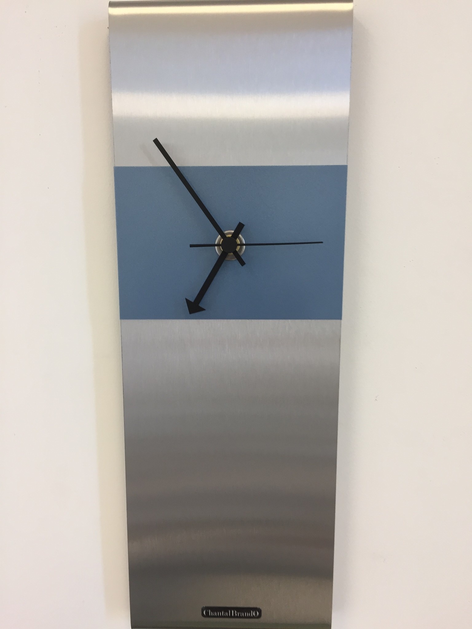 Klokkendiscounter Design - Wall clock Yara Ice Blue Modern Design