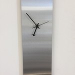 Klokkendiscounter Design - Wall clock Yara Silver Modern Design