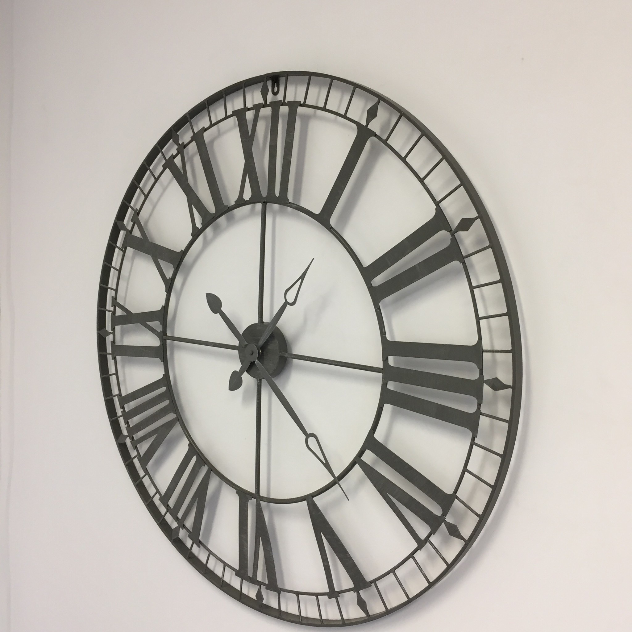 NiceTime Design - Wall clock Industrial Vintage Gray