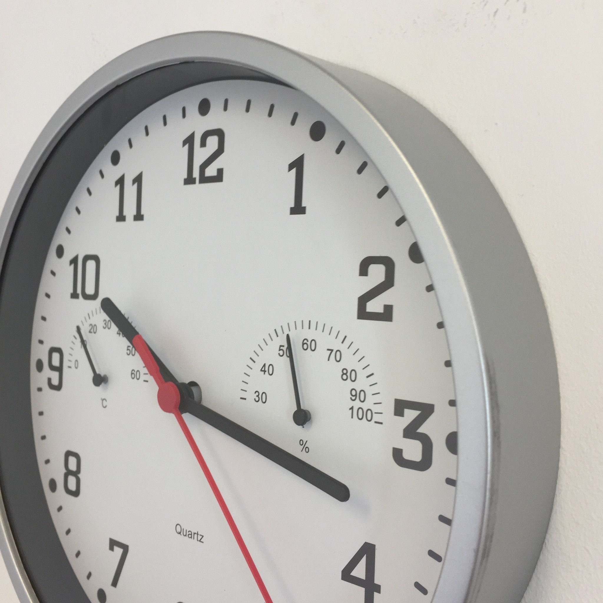 NiceTime Design - Wall clock Silver Thermo & Hygro Modern Design