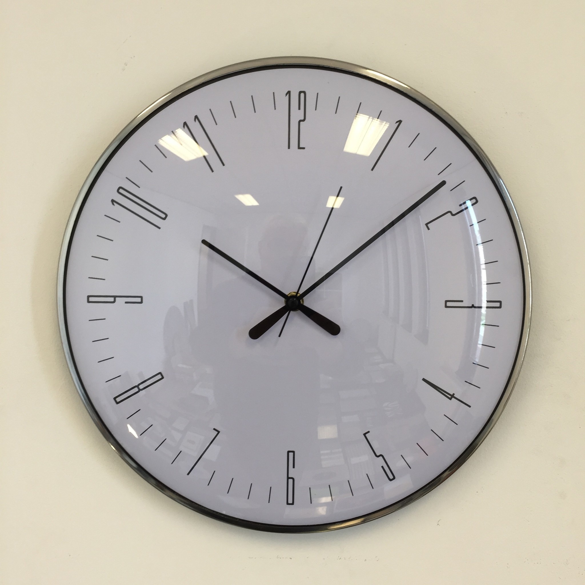 NiceTime Design - Wall clock White Stylus Modern Design