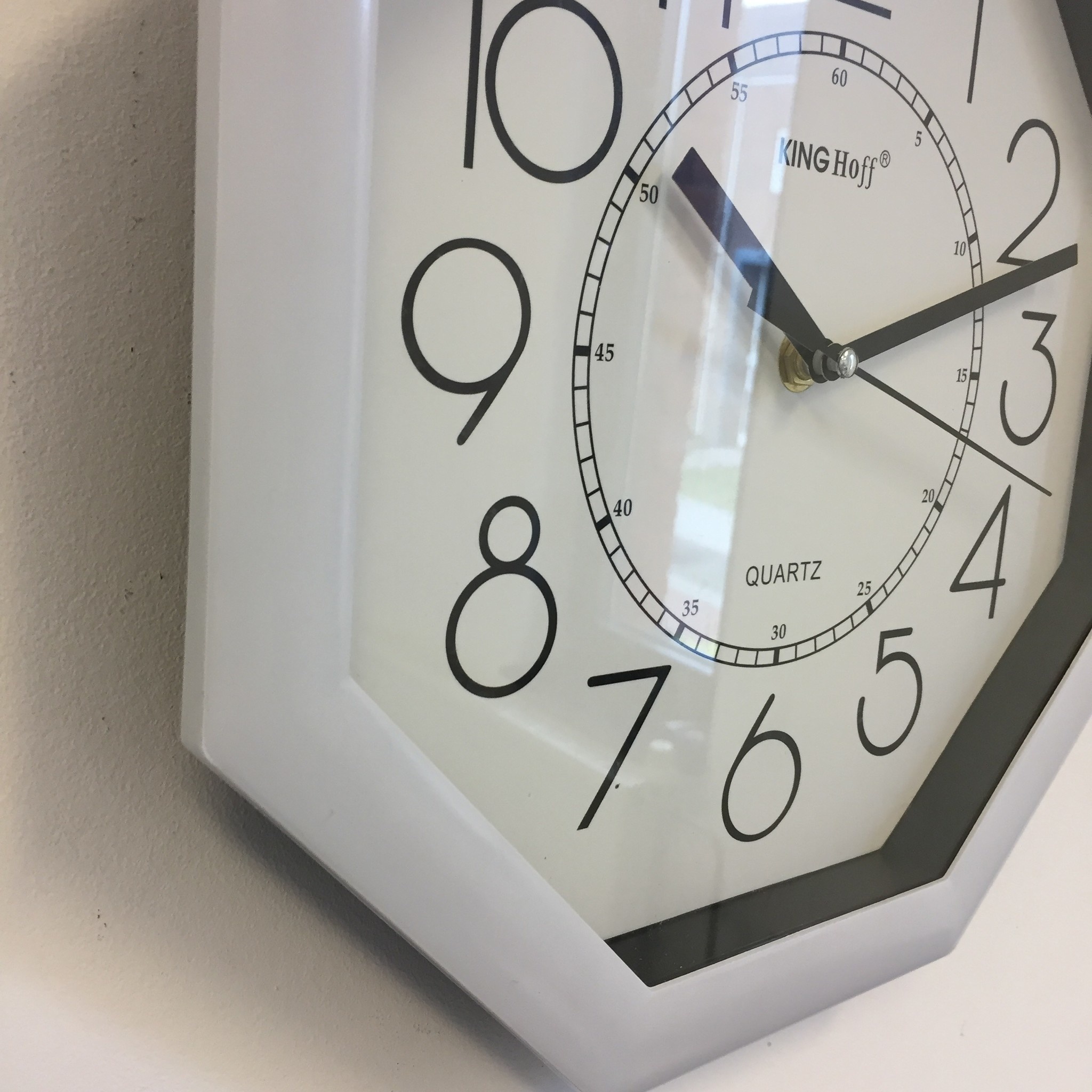 NiceTime Design - Wall clock Moby Modern Design