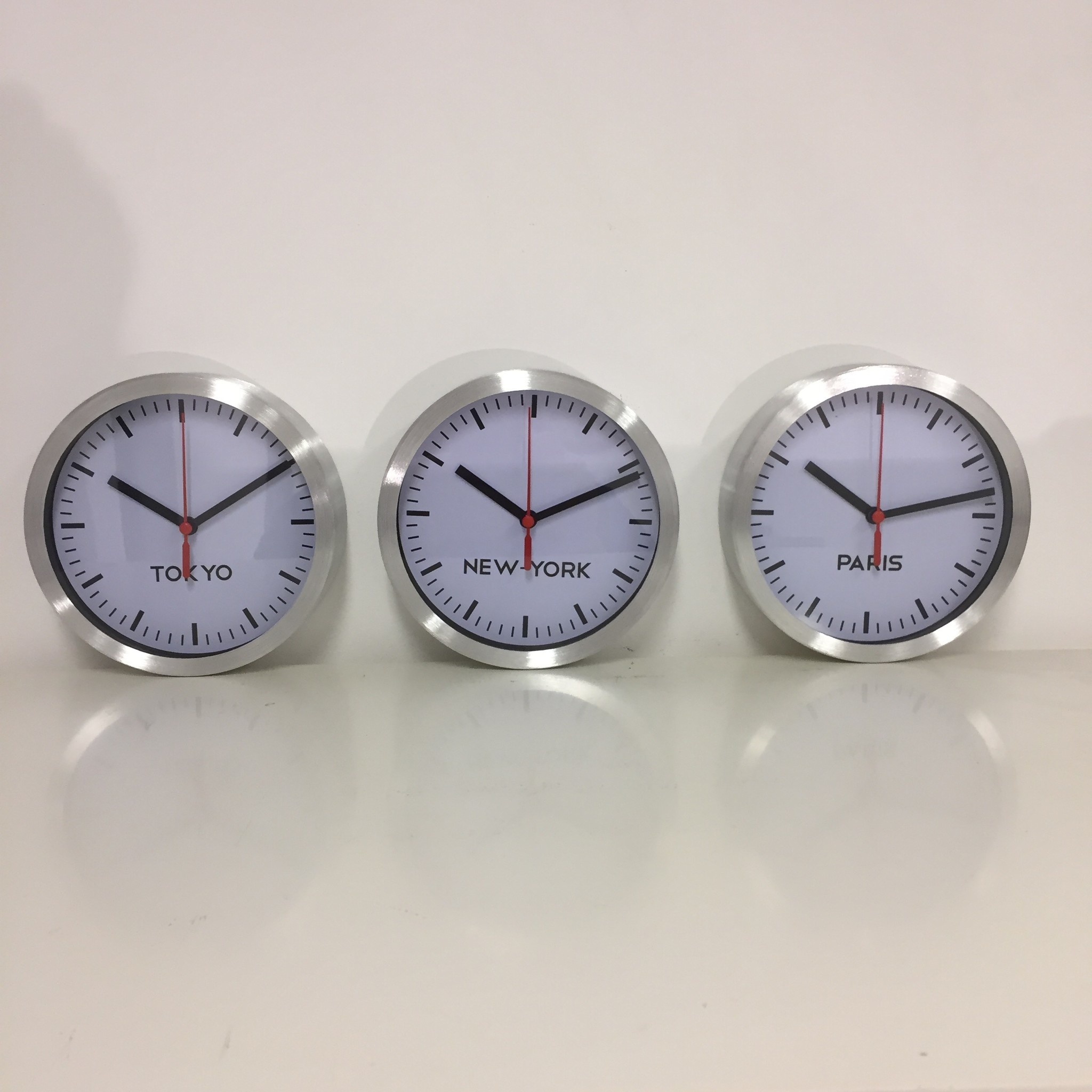 NiceTime Design - Wall clock set 3 pieces New York - Paris - Tokyo