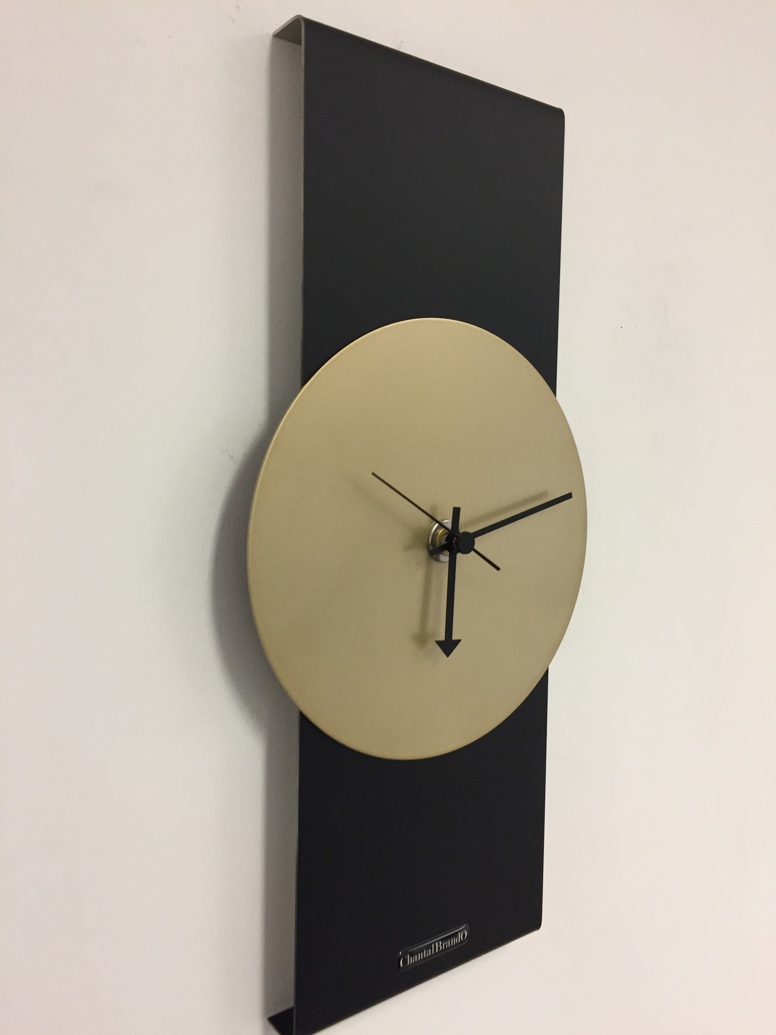 Klokkendiscounter Design - Wall clock Black Line & Gold Modern Design Stainless steel