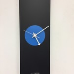 Klokkendiscounter Design - Wanduhr Black Line BLUE & Modern Design-Edelstahl