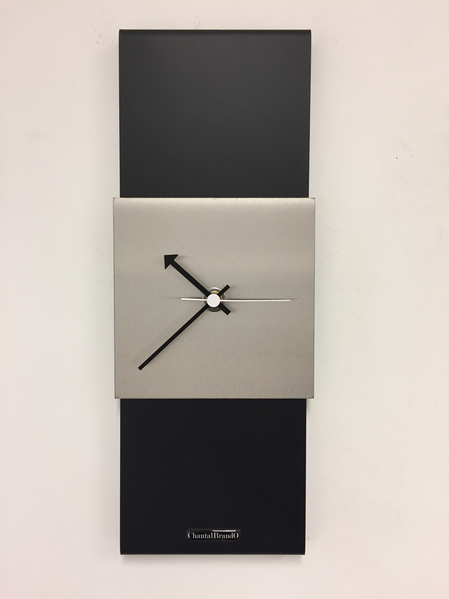 Klokkendiscounter Design - Wall clock Black -Line Silver Square White Pointer Modern Design