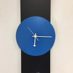 Klokkendiscounter Design - Wall clock Black -Line & Blue Modern Design