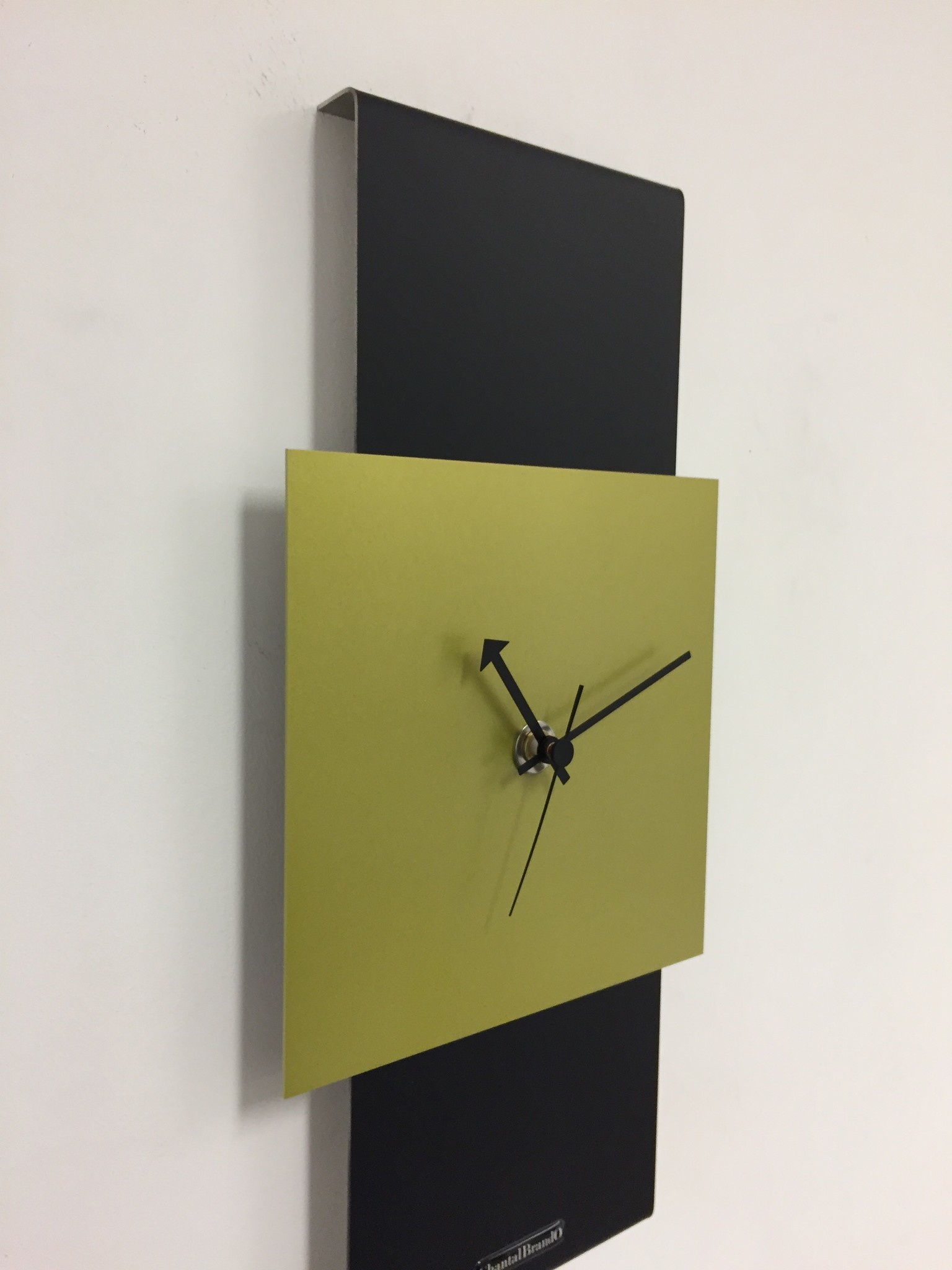 Klokkendiscounter Design - Wall clock Black -Line & Lime Green Modern Design