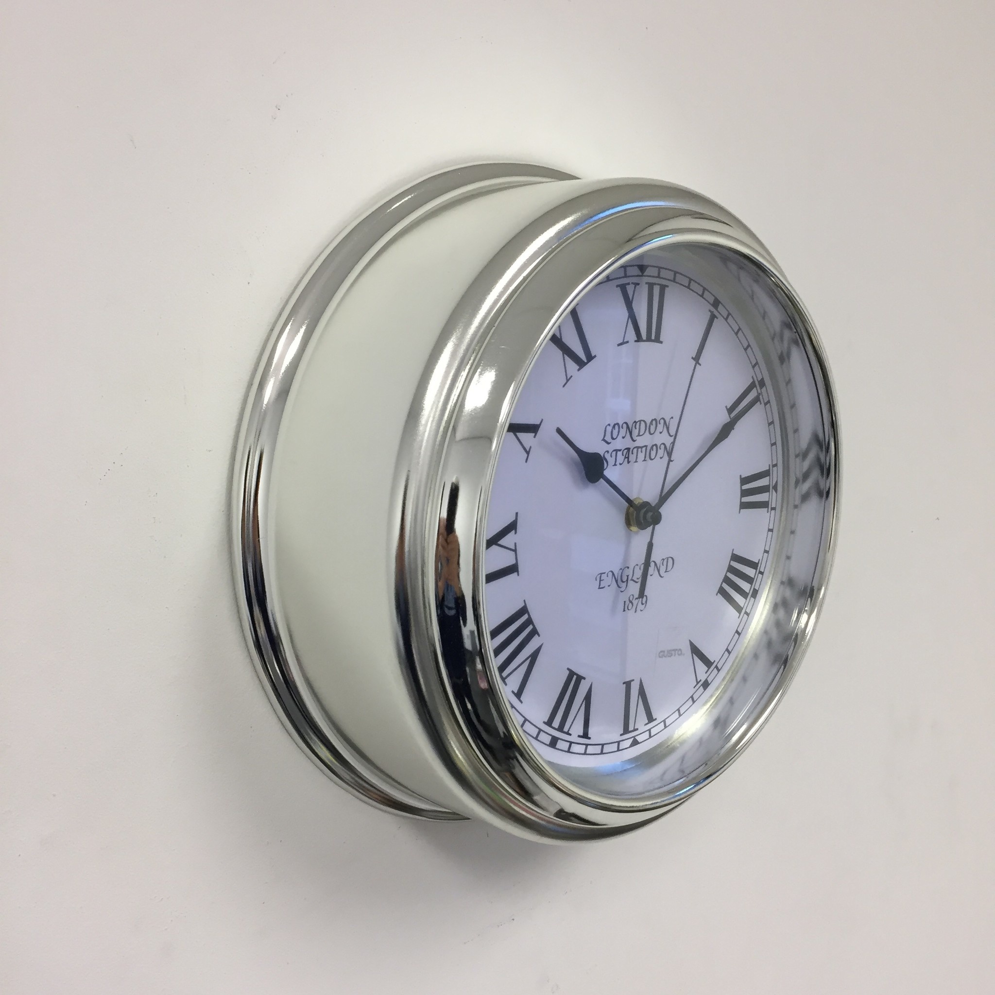 NiceTime Design - Wall clock Chrome Industrial Design