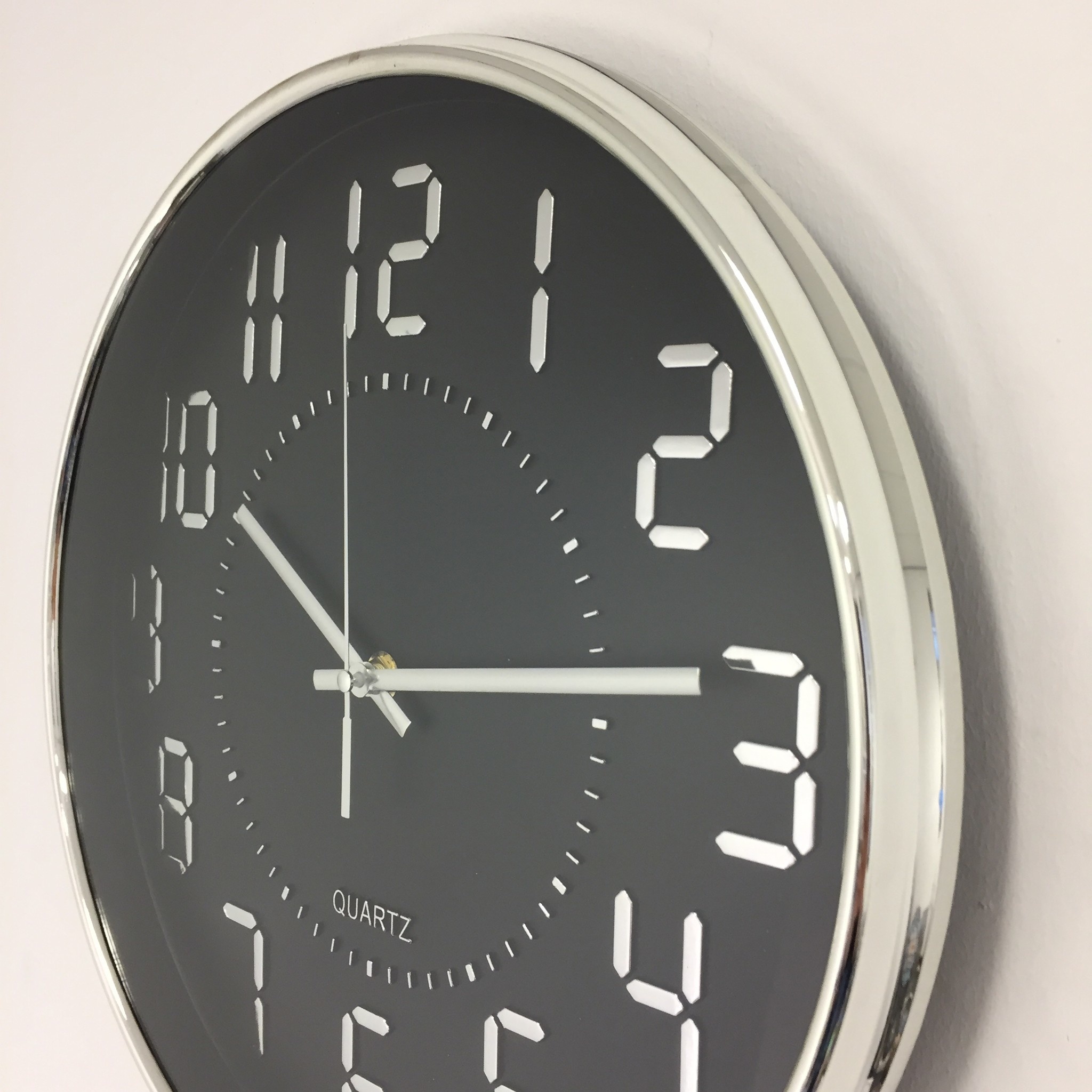NiceTime Design - Wall clock Digi Black Modern Design