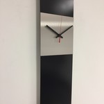 Klokkendiscounter Design - Wall clock Labrand Export Design Black & Red Pointer
