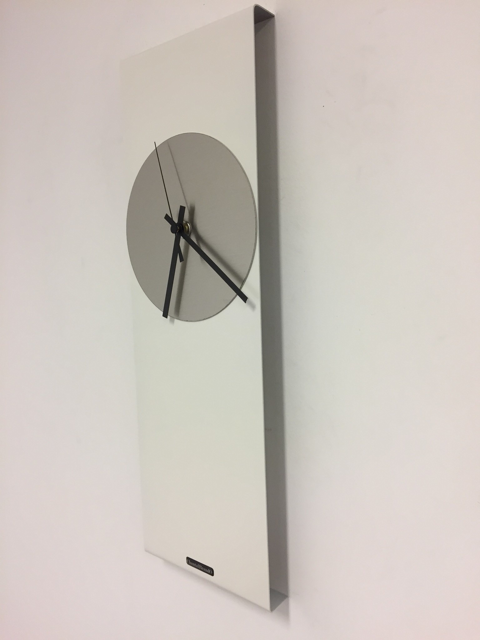 Klokkendiscounter Design - Wall clock Labrand Export Line White & Silver Modern Dutch Design