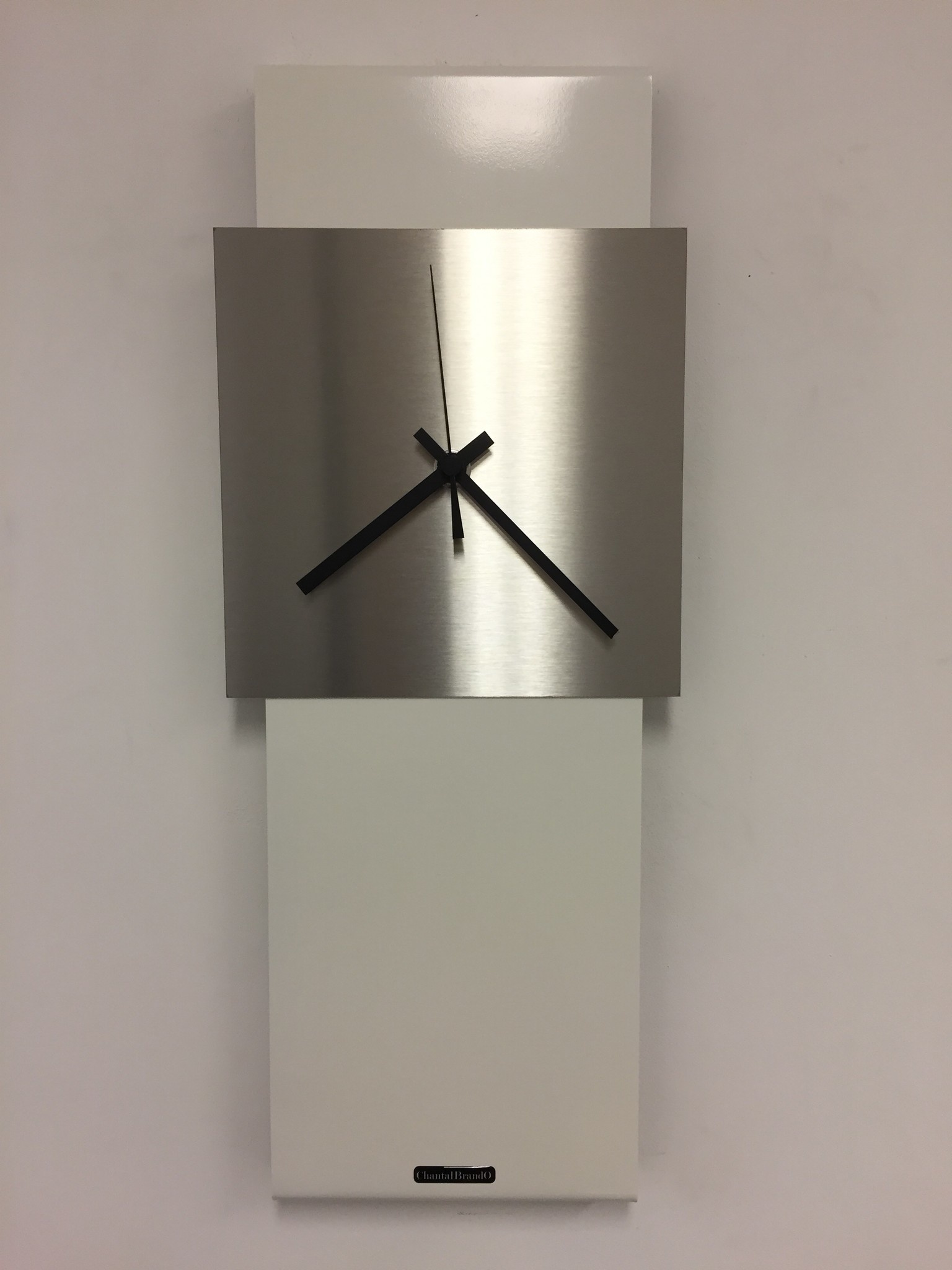 Klokkendiscounter Design - Wall clock Labrand Export Line White & Silver Modern Dutch Design