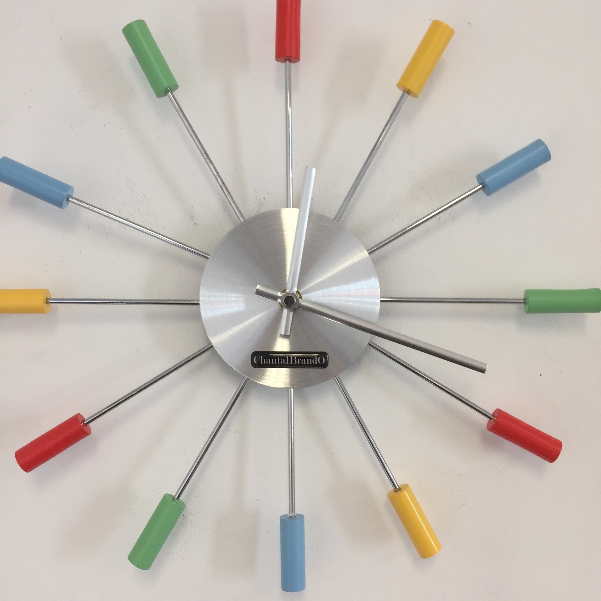 Klokkendiscounter Design - Wall clock Rainbow Modern Design