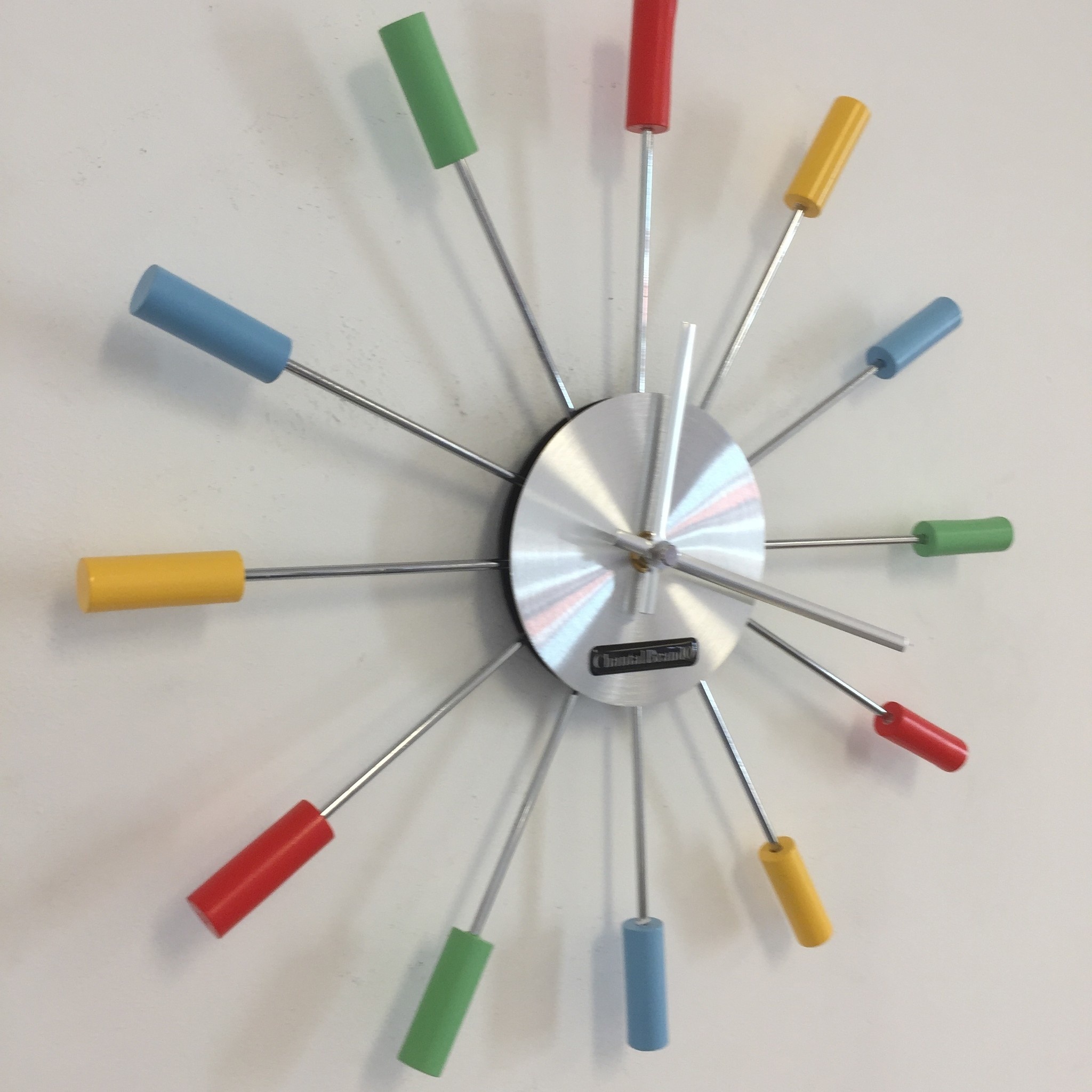 Klokkendiscounter Design - Wall clock Rainbow Modern Design