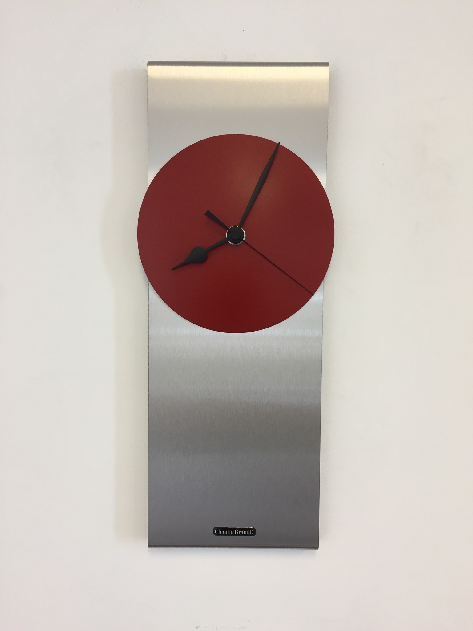 Klokkendiscounter Design - Wall clock Orion Red & Black Modern Dutch Design