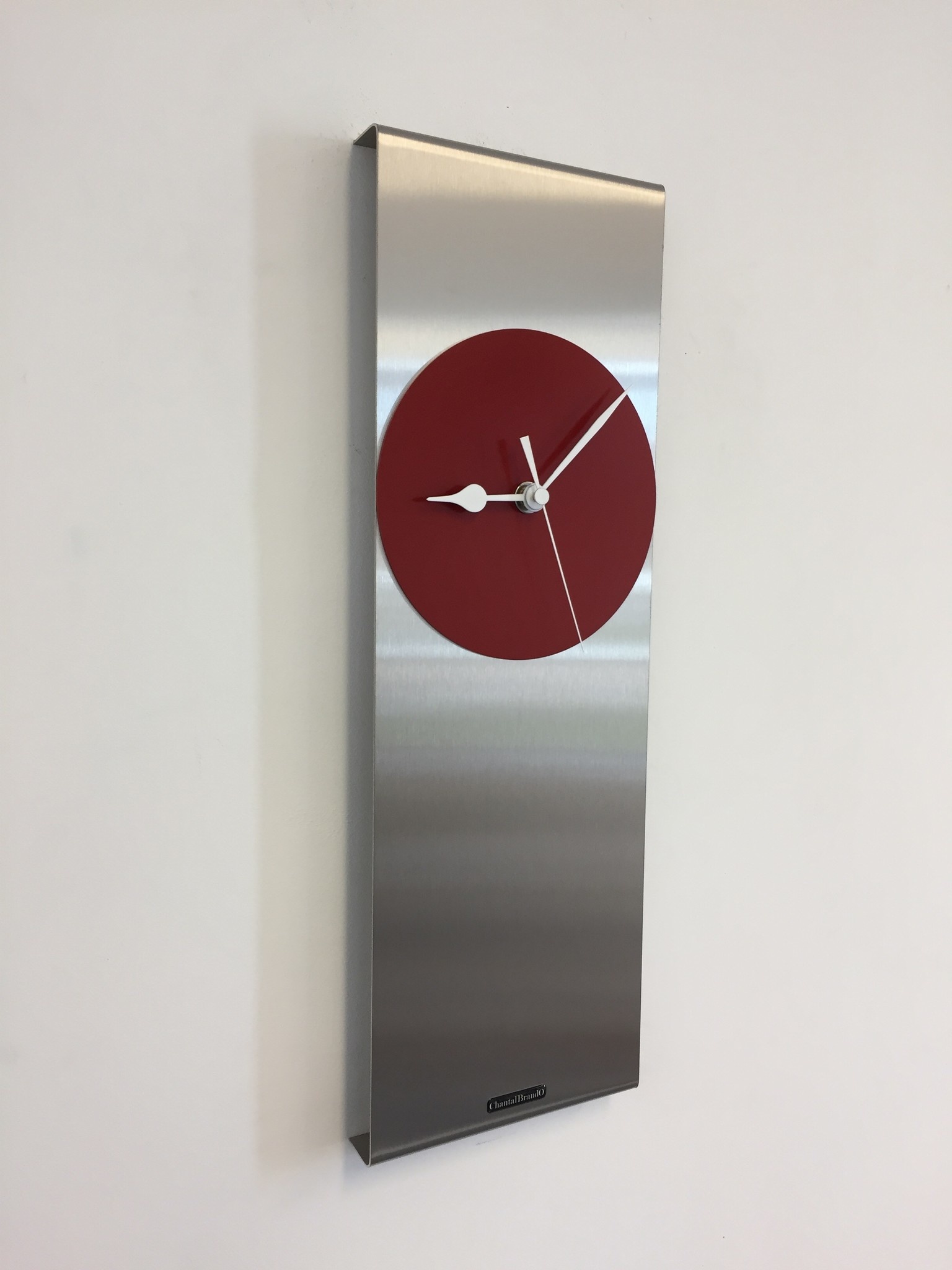 Klokkendiscounter Design - Wandklok Cassiopee RED Modern Dutch Design