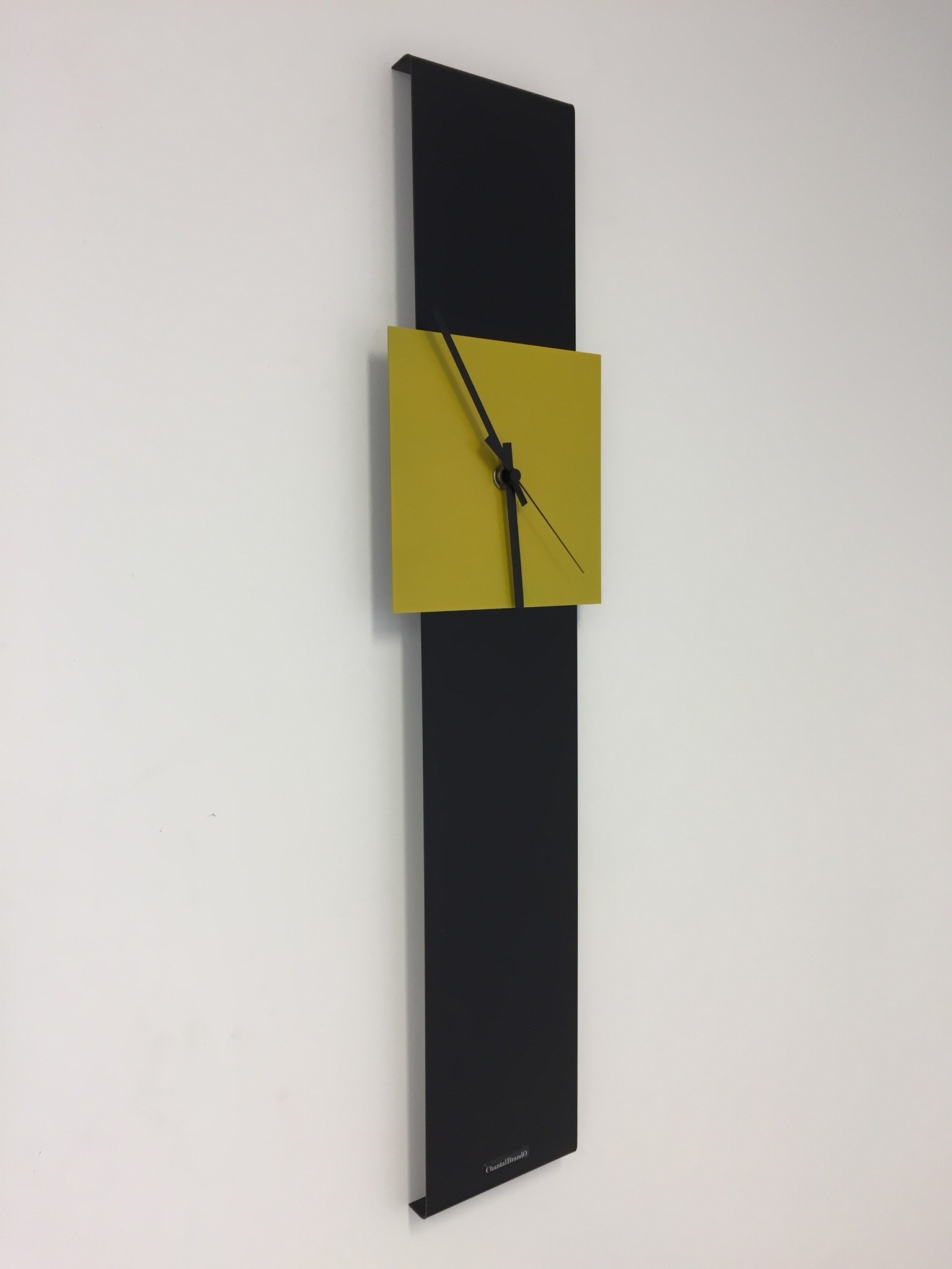 Klokkendiscounter Design - Chantalbrando wall clock - Giancarlo modern design