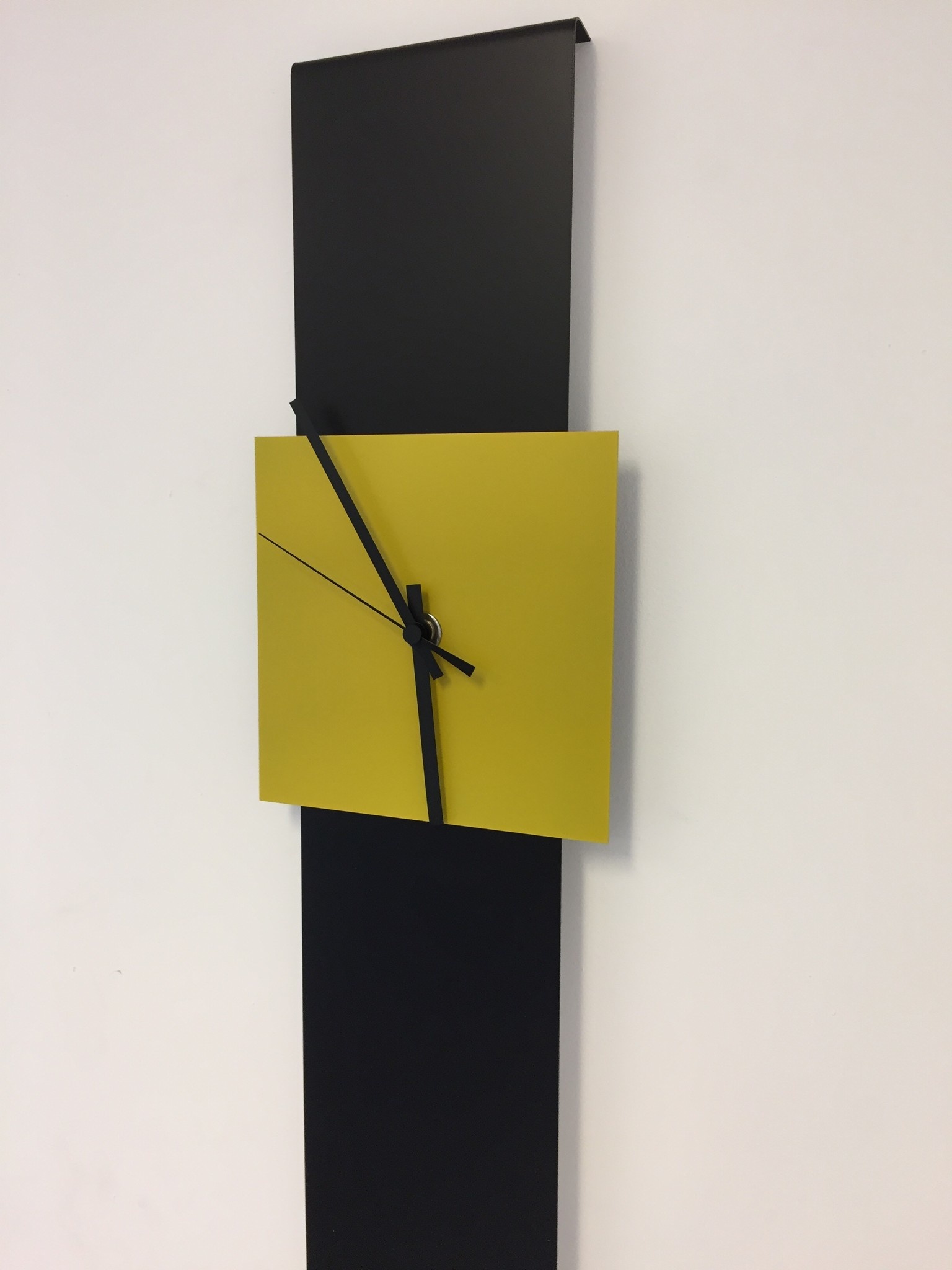 Klokkendiscounter Design - Chantalbrando wall clock - Giancarlo modern design