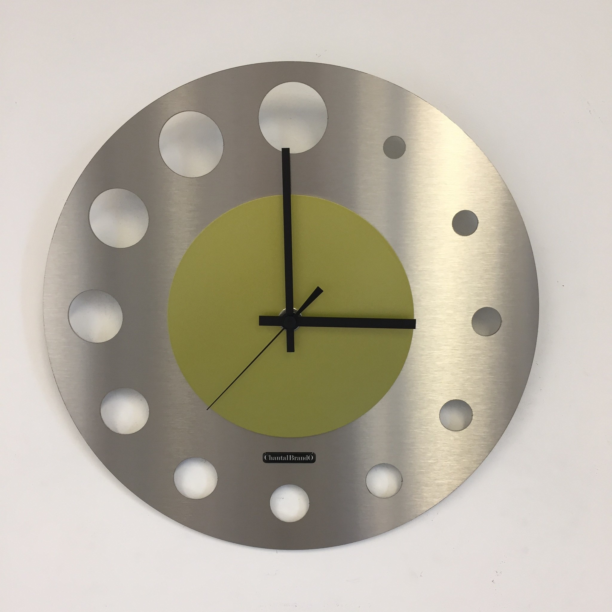 Klokkendiscounter Design - Wall clock Junte Brussels Atomium Lime Green Modern Design