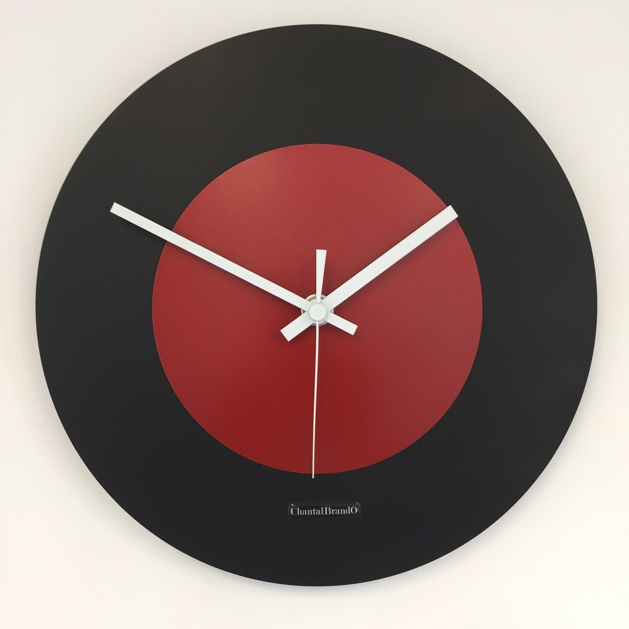 Klokkendiscounter Design - Wanduhr Black & RED modernes Niederlandisches  Design