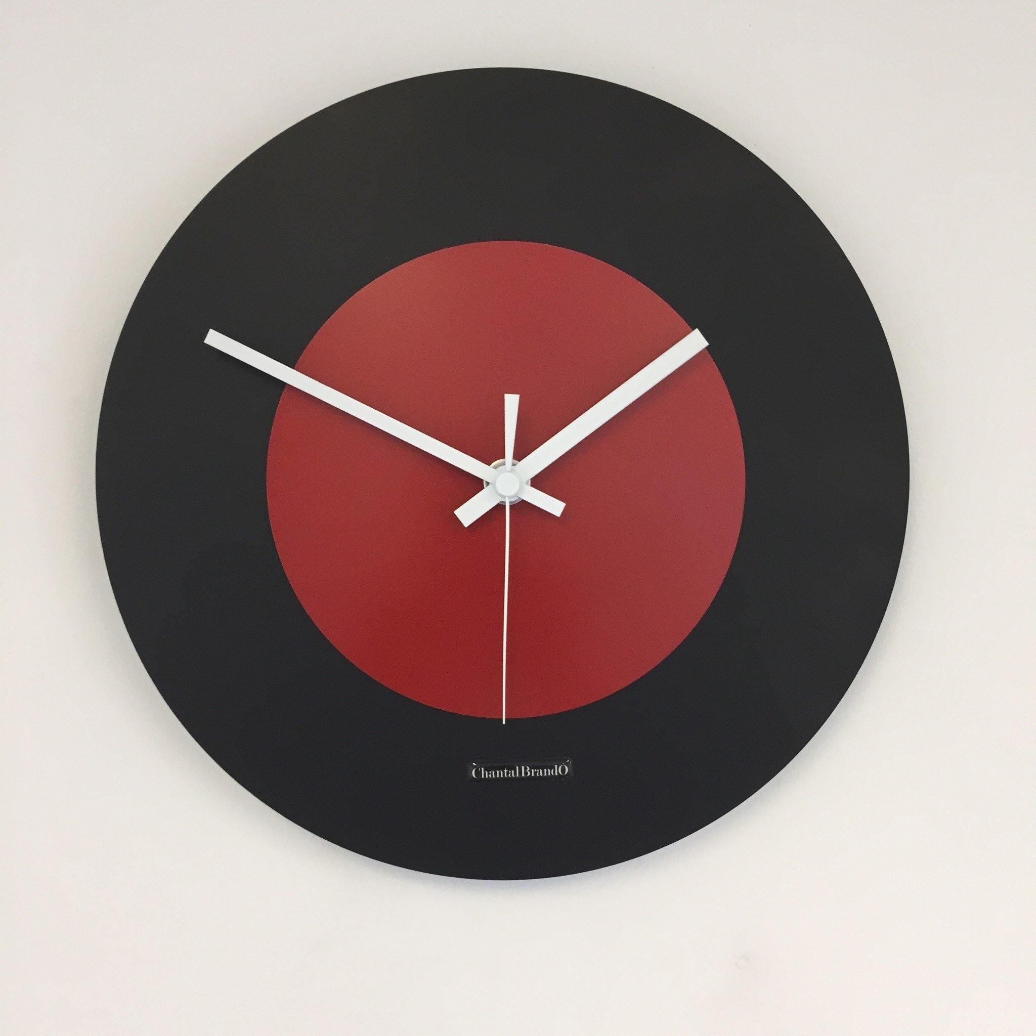 Klokkendiscounter Design - Wall clock Black & Red Modern Dutch Design