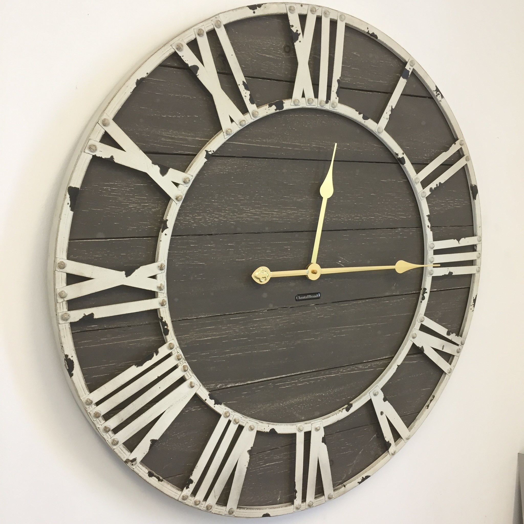 NiceTime Design - Wall clock Iowa USA Old Barn Design