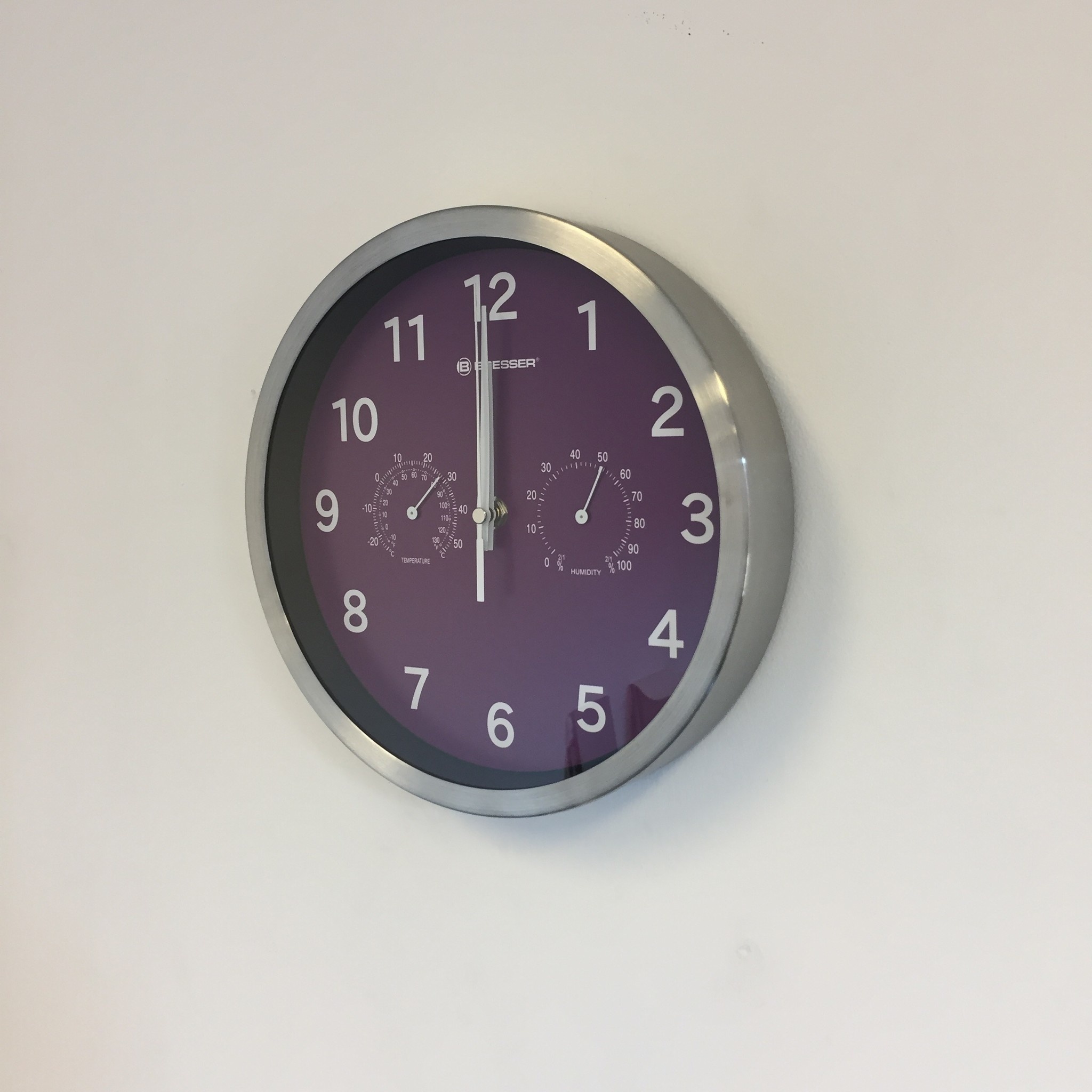 NiceTime Design - Wall clock Temperature and Hygro Meter Modern Design Purple