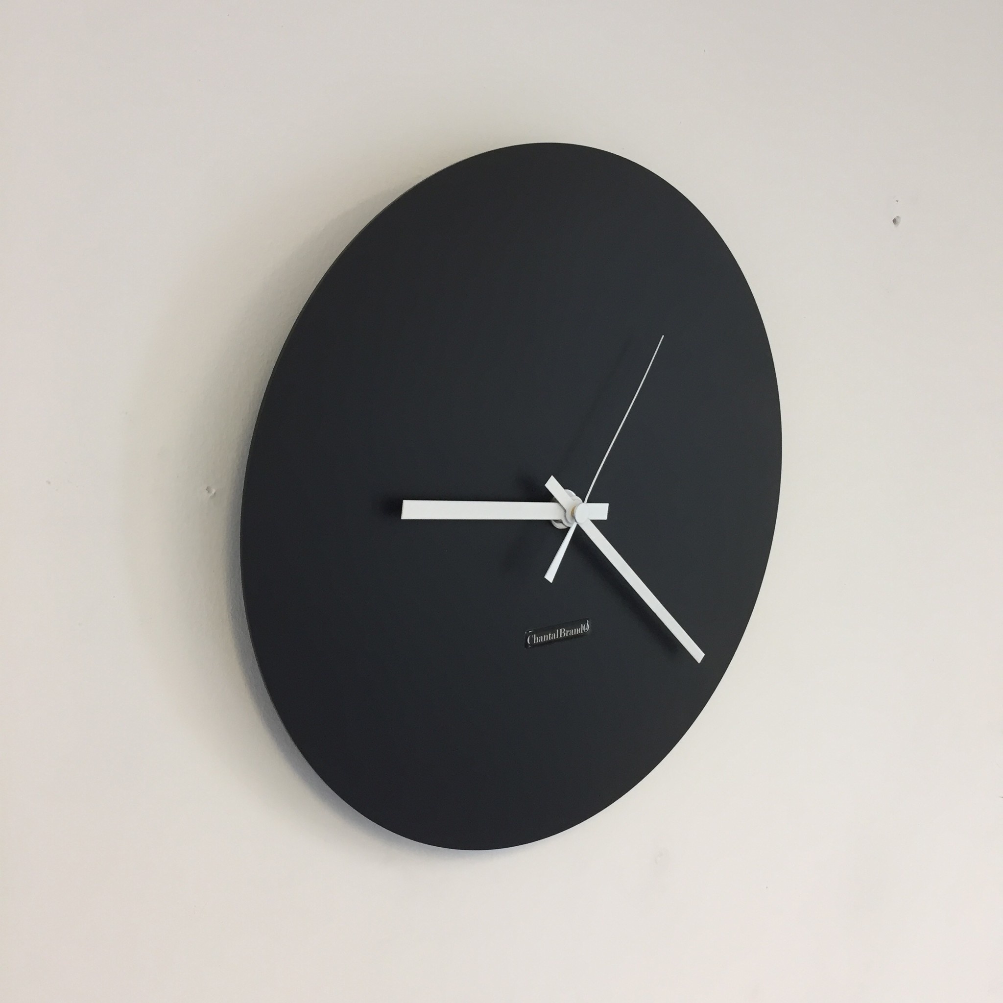 ChantalBrandO Design - Wall clock Black Beauty Modern Dutch Design