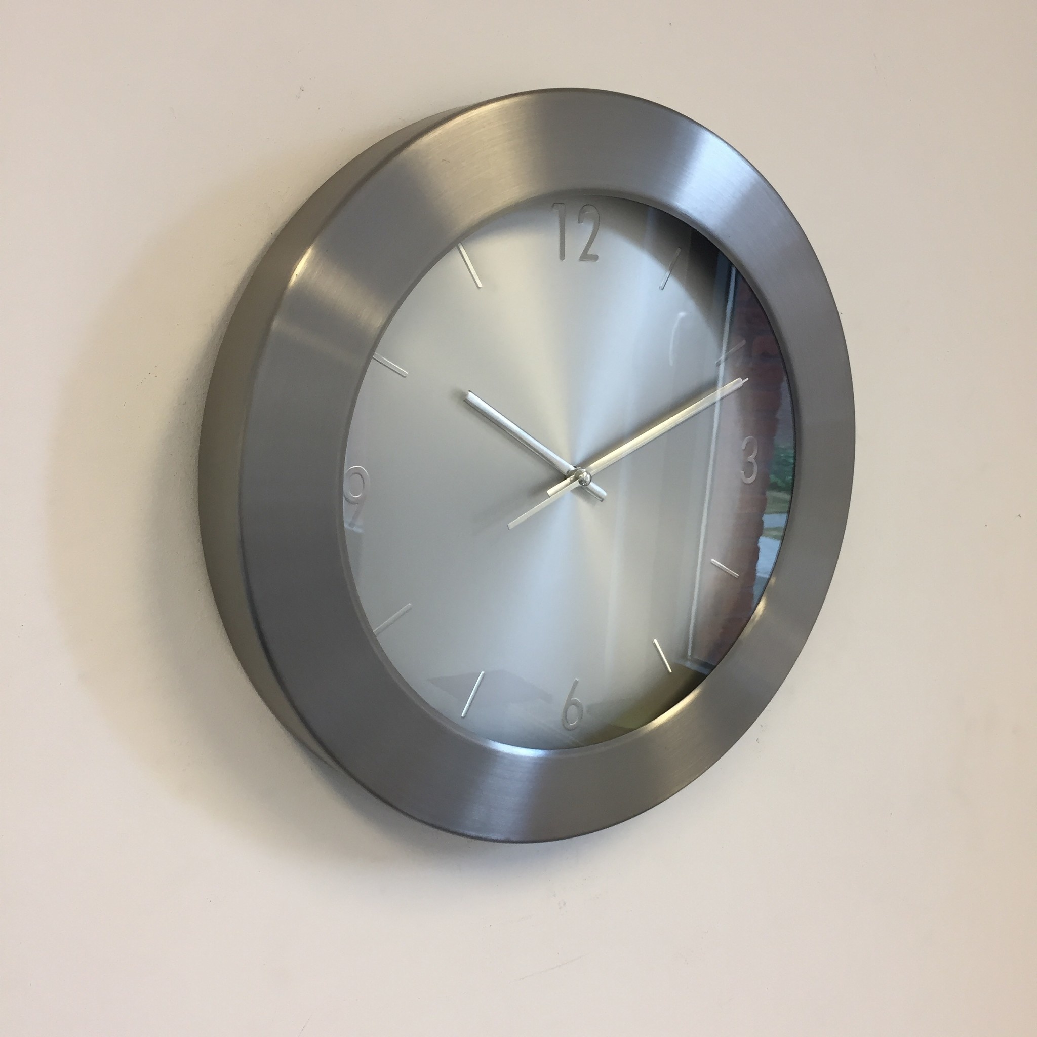 NiceTime Design - wall clock aureo modern design stainless steel