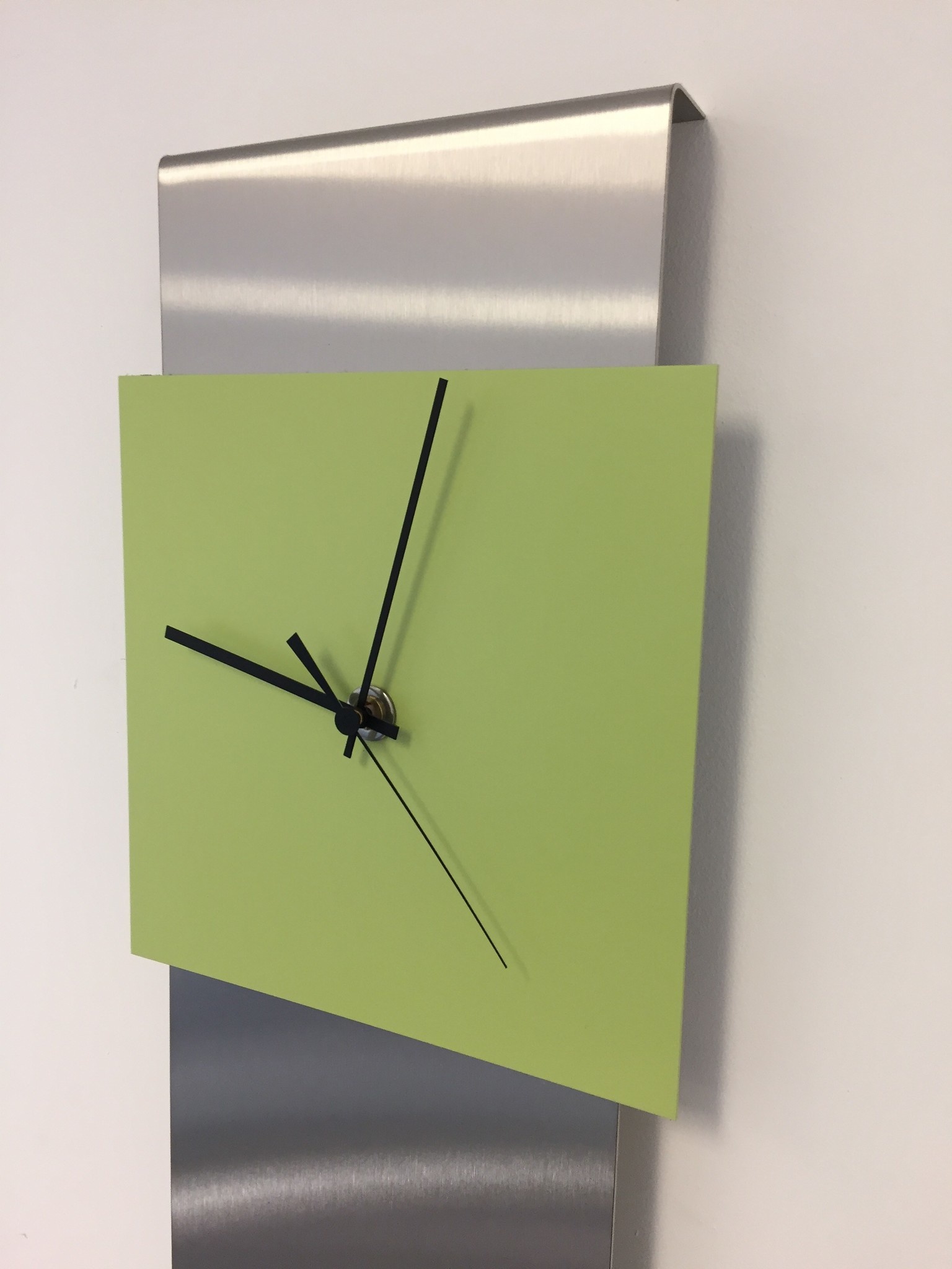 ChantalBrandO Design - Wall clock Chantalbrando Jada Green Modern Design