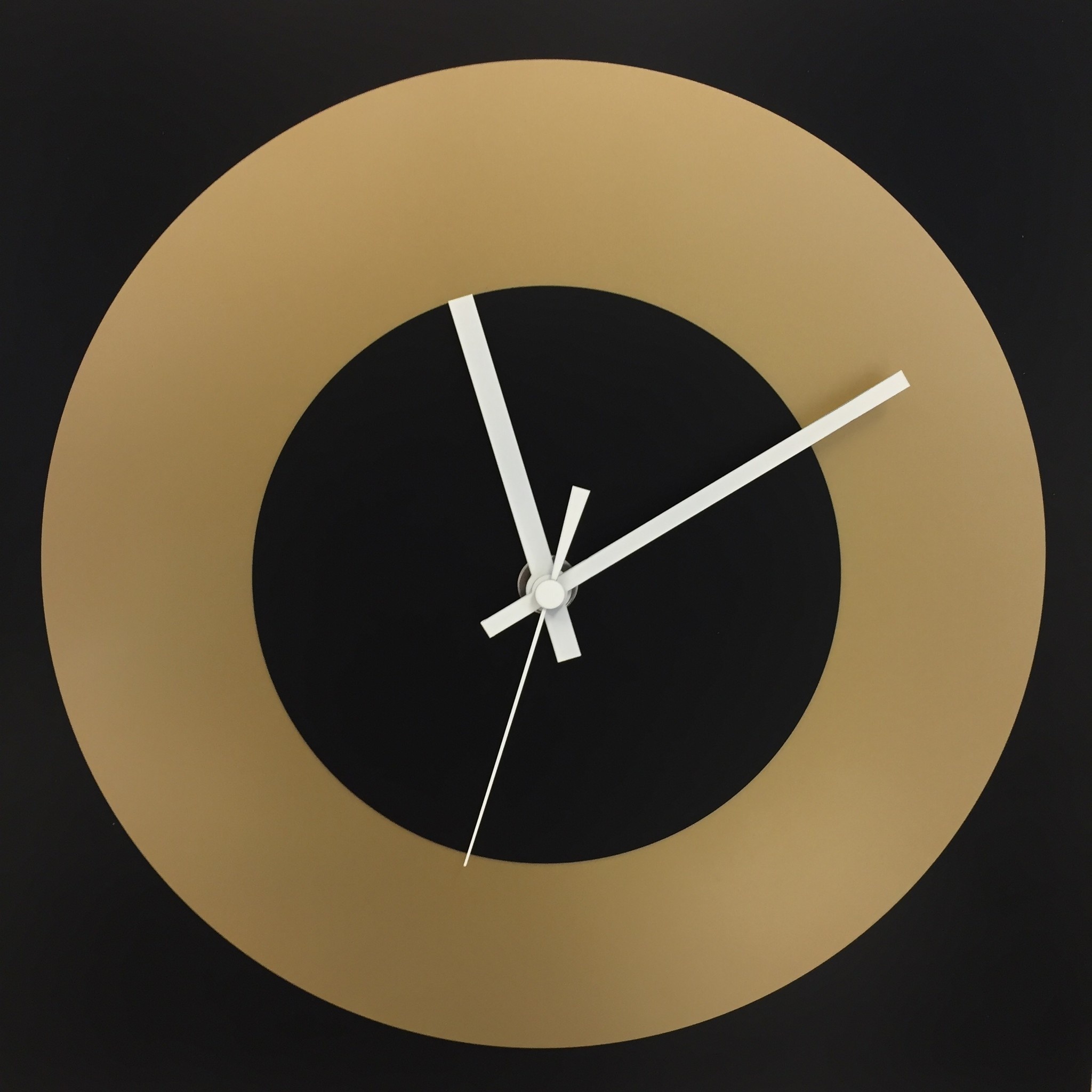 ChantalBrandO Design - Wall clock Chantalbrando Black & Gold Modern Dutch Design