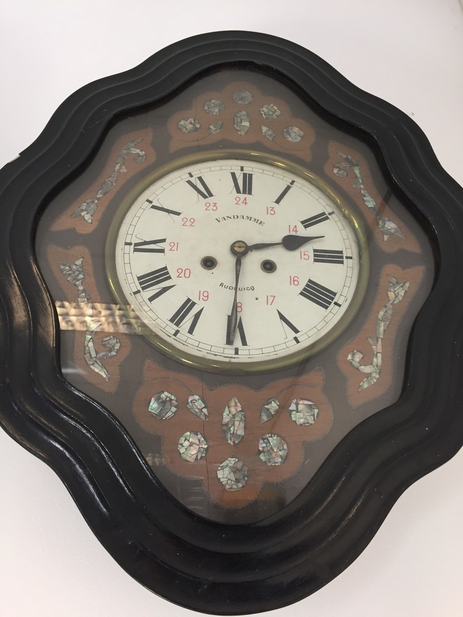 ChantalBrandO Design - Wall clock Antique Oeil De Boeuf